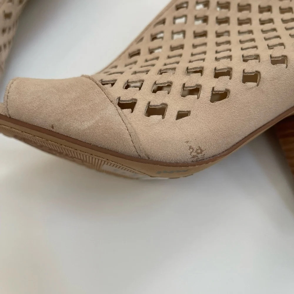 Vince Camuto camuto are perforated